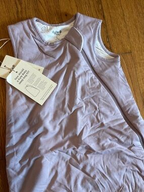 NWT 1.0 TOG Large Kyte Baby sleep sack in wisteria